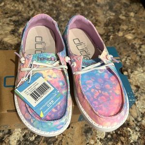 Hey Dudes size K12 in Girls